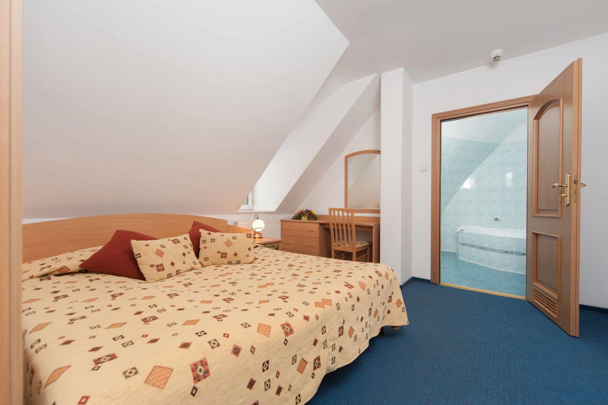 Hotel Gromada Torun Exterior photo